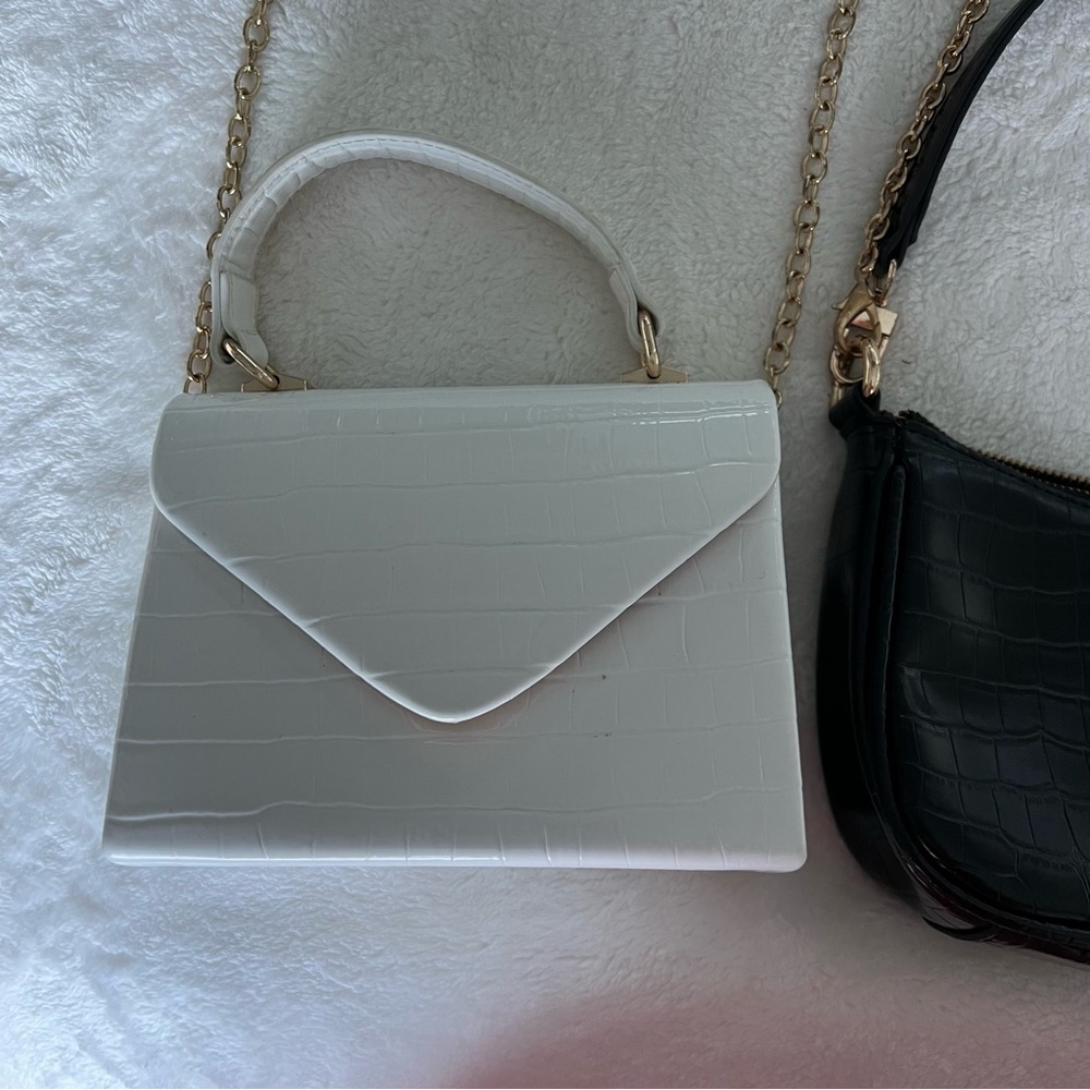 2 Amazon Purses - image 2